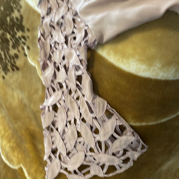 BCBG Silk Blush Blouse with unique sleeves and details. Size L - Picture 5 of 7